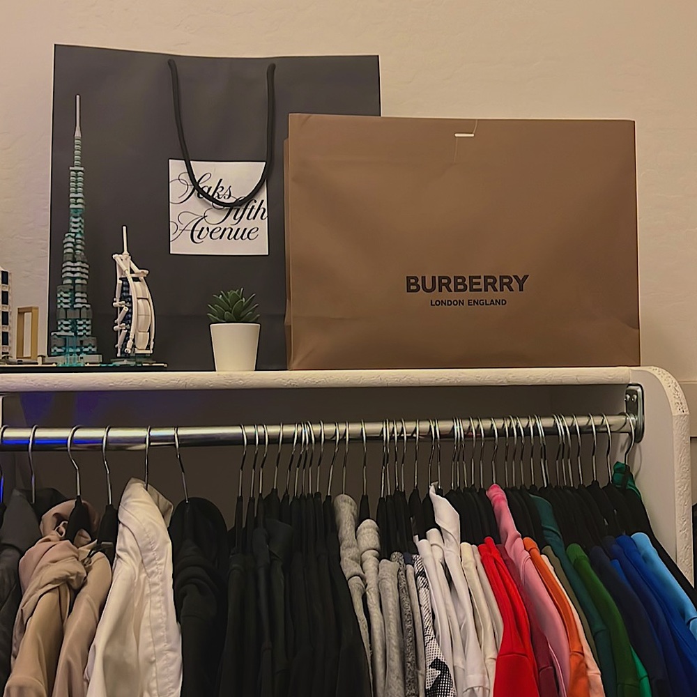 Meet your Posher, Christian